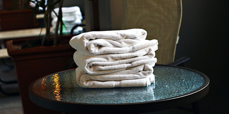 r_towels_laundry_swim